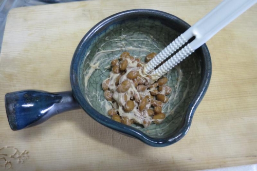 納豆鉢と撹拌棒
